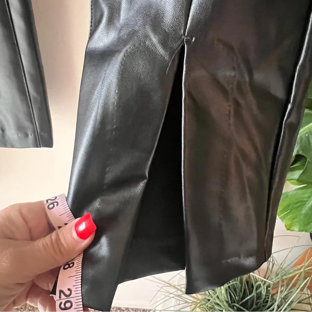 ABERCROMBIE & FITCH The Skinny Ultra High Rise faux‎ leather pants SIZE 4 short - Image 3