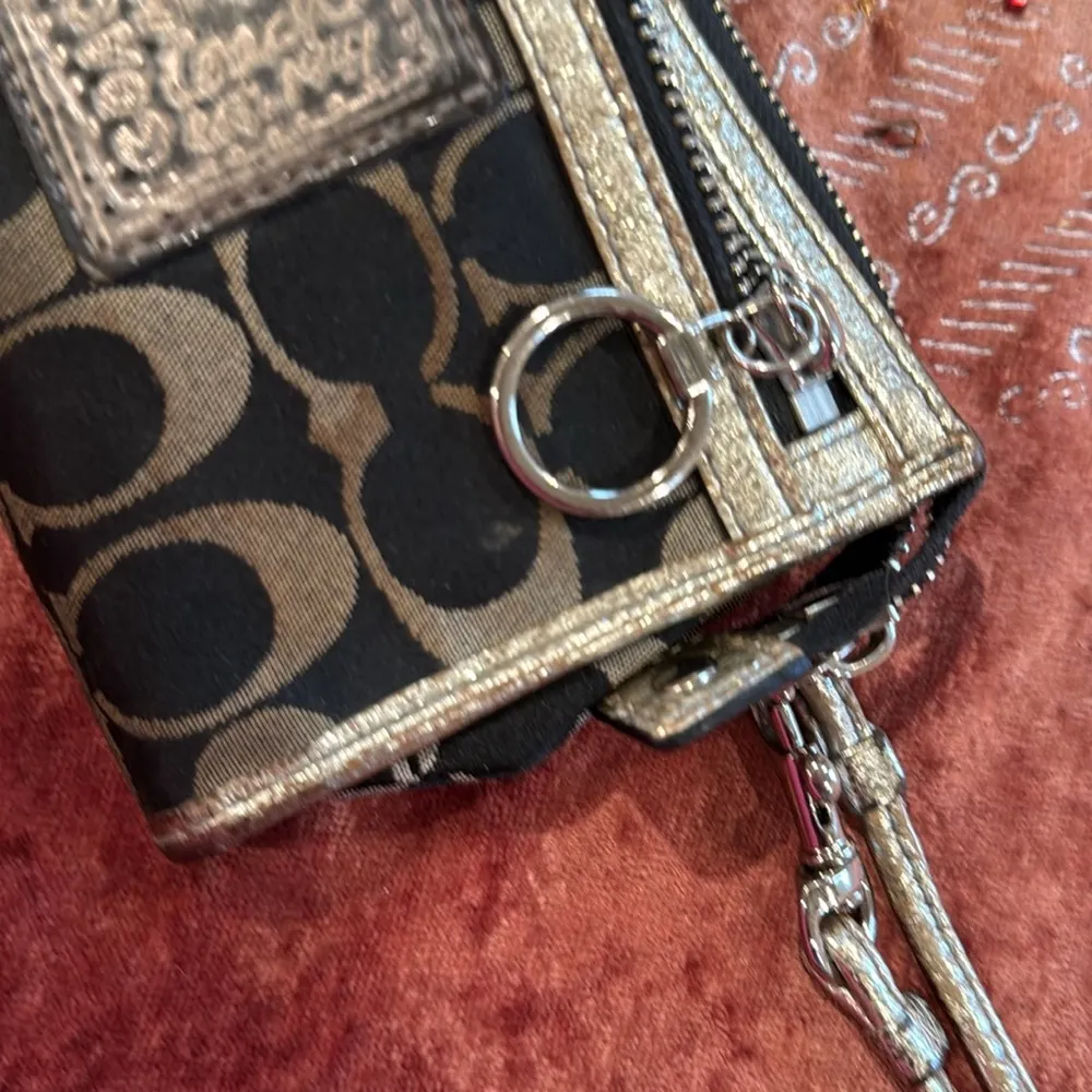 Coach Black and Gold Wristlet - Image 9