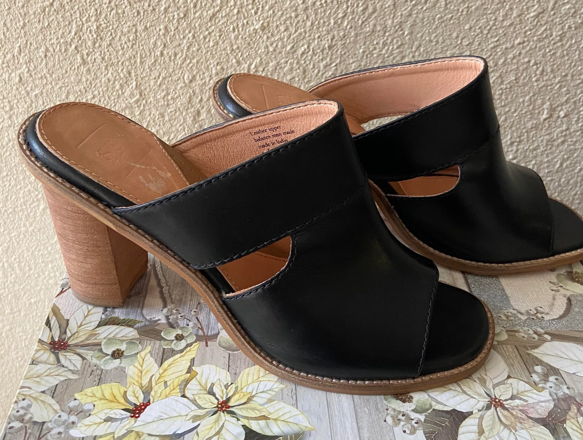 Sey Collection Leather Heeled Mule Sandals Size 10 - Image 5