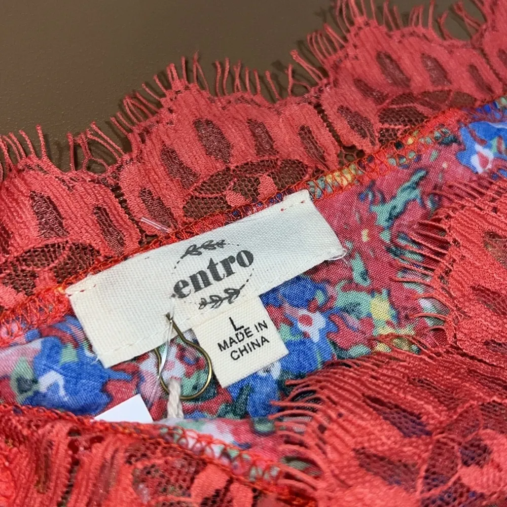 ENTRO size large floral print open shoulder blouse adjustable straps lace trim - Image 7