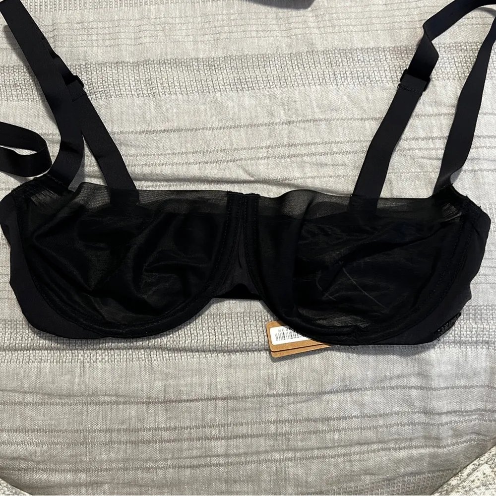 NWT no show molded unlined balconette size 32C - Image 7