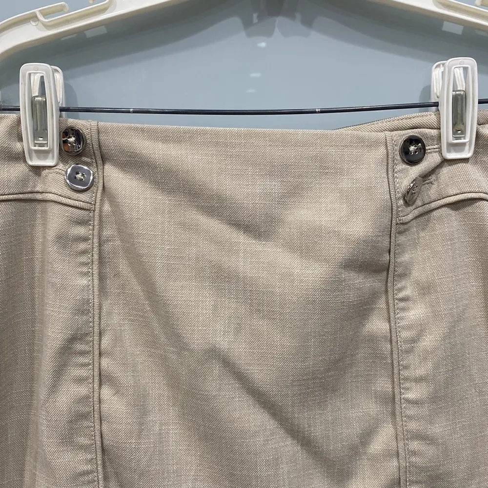 White House Black Market Women's Light Khaki Beige Petite Pencil Skirt 6P - Image 3