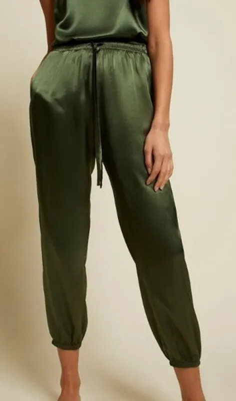 Nation Ltd. Del Rey Satin Pant Size Small Rayon NEW Hunter Green Jogger Relaxed - Image 1