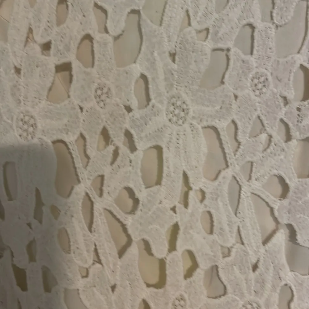 Creme Lace Tank Small - Image 2