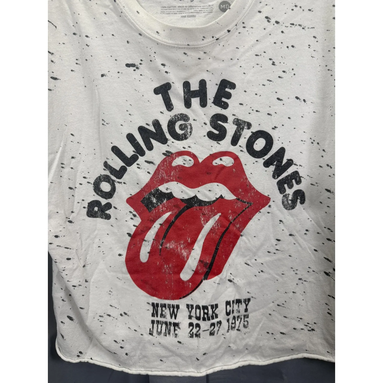 Rolling Stones Shirt Womens Medium White Cropped Splatter Tongue Logo Band Tee - Image 2