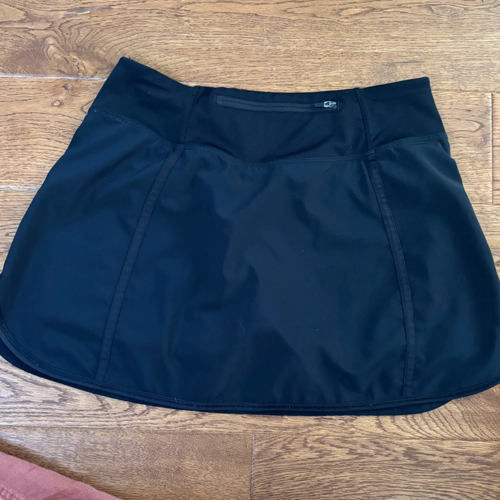 The North Face  Black Athletic Skort - Image 4
