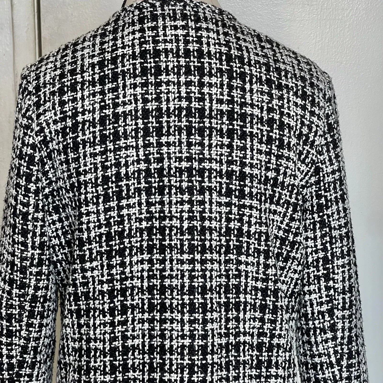 Karl Lagerfeld Paris Jacket Blazer Sz Medium Retro Tweed Plaid Tartan Old Money - Image 6