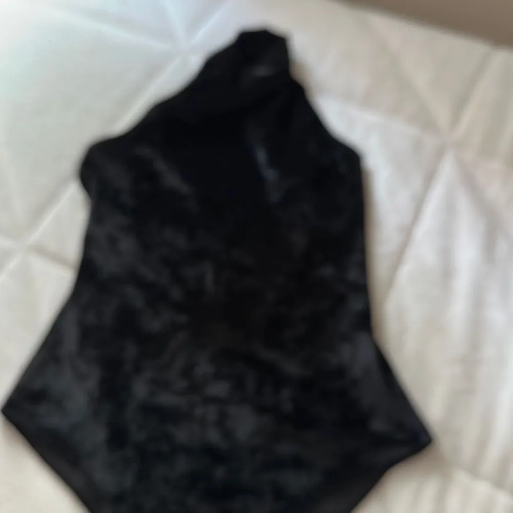 BB Dakota Suede Criss Cross Bodysuit Size Medium Black - Image 6