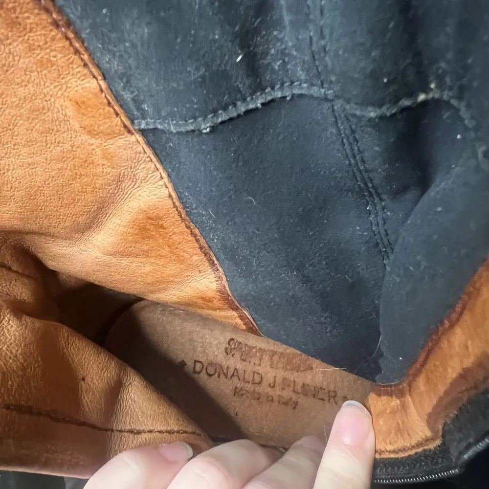 Donald J. Pliner Sport Travel Made In Italy Dark Heeled Boot 8.5 Black - Image 13