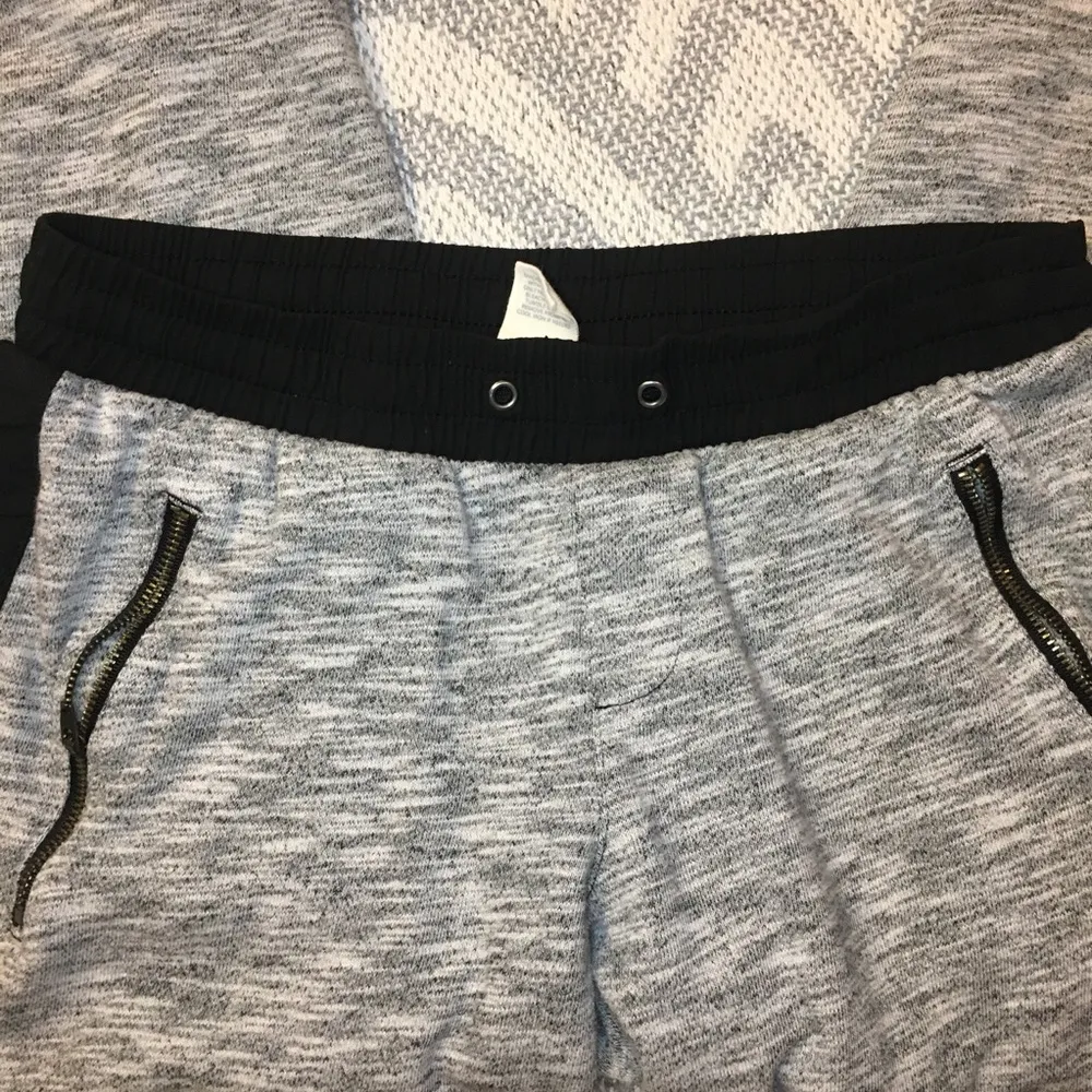 One Star Grey Black Joggers Pants XS - Image 3