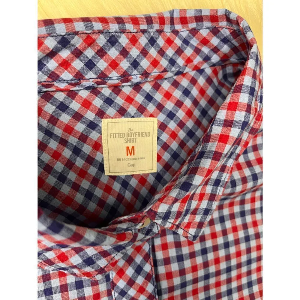 Gap Fitted boyfriend shirt Blue/red sz medium - Image 3
