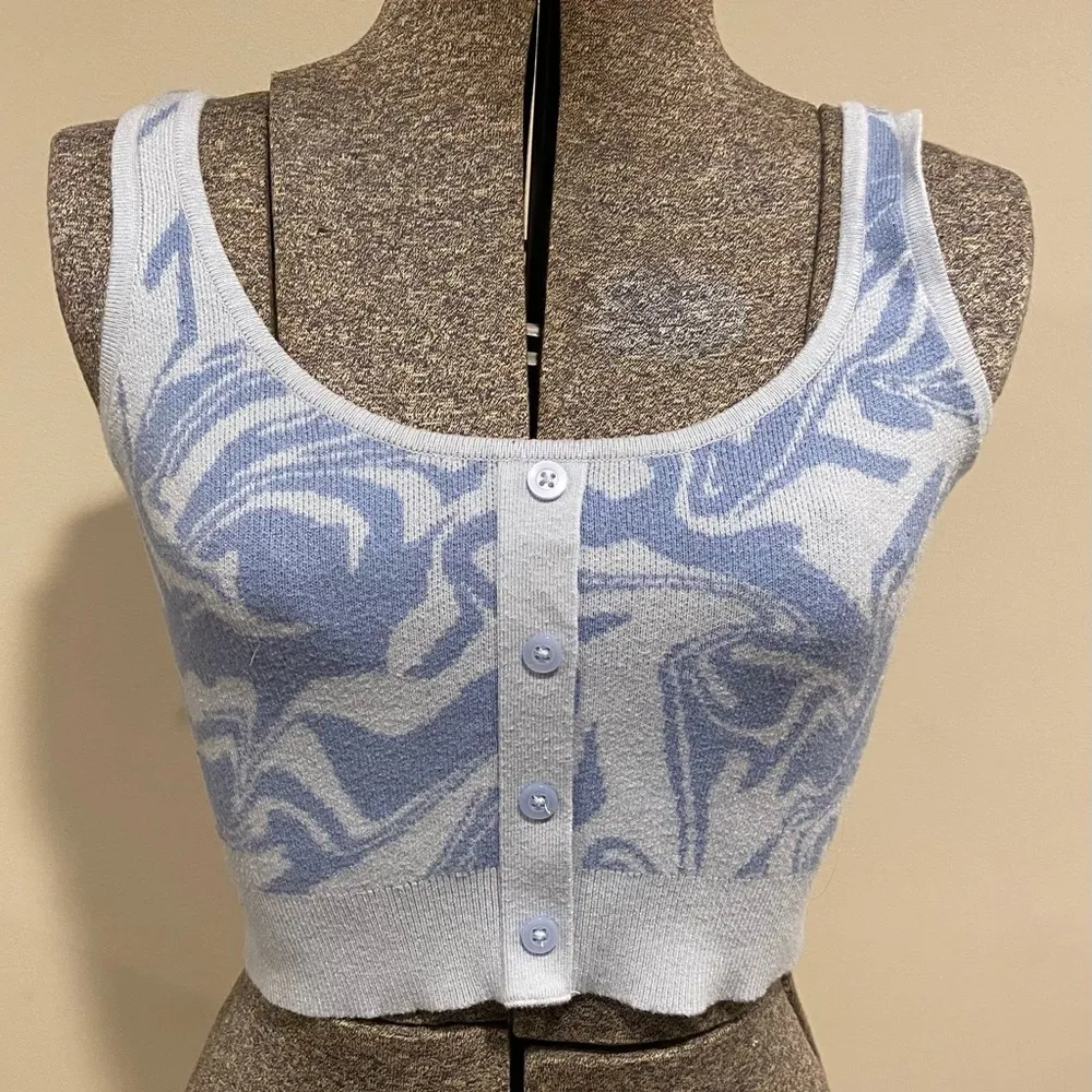 L.A. Hearts Pac Sun- Kiara Swirl button down sweater vest tank-Small - Image 2