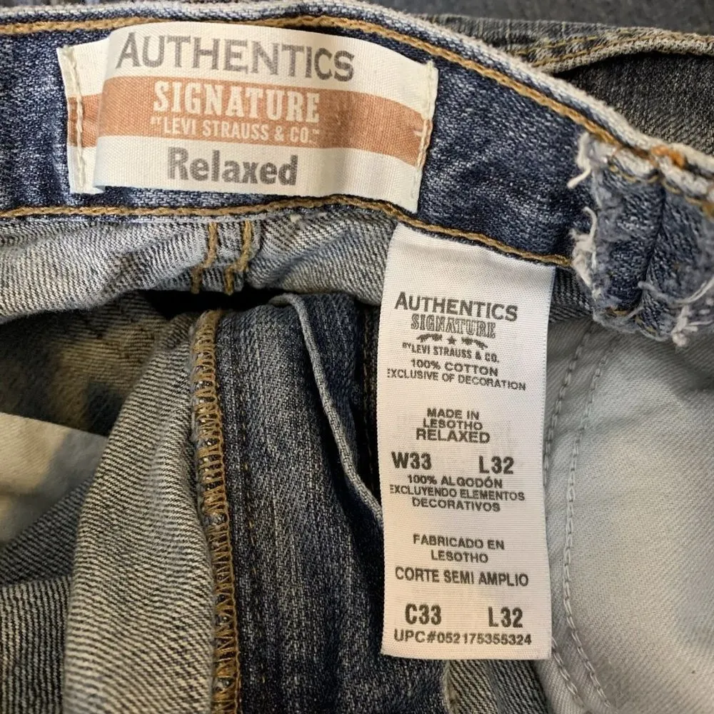 Levi Light Wash Button Fly WEDGIE Ankle Jeans Raw Hem Size 25 - Image 6