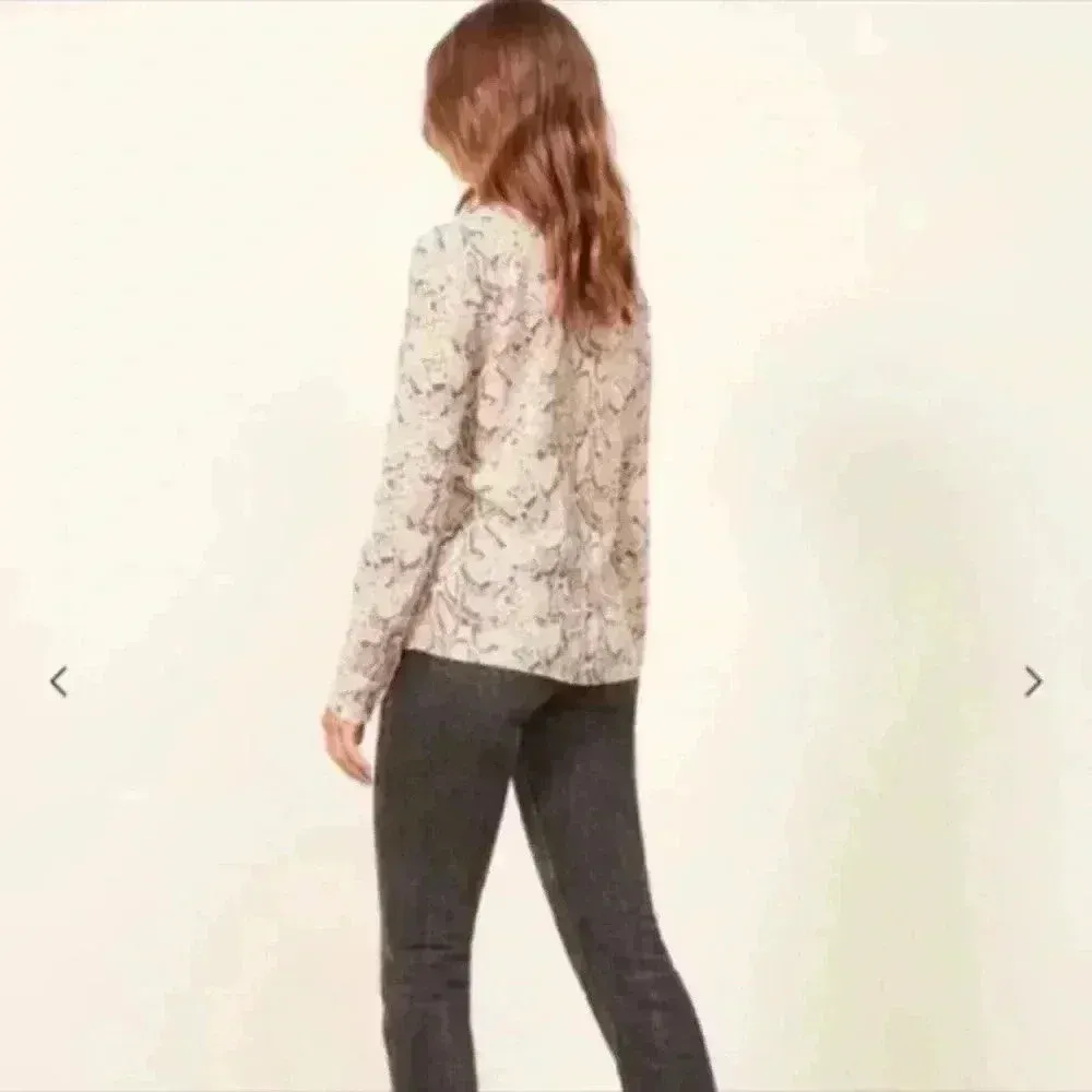 Reformation viscose snakeskin Violet button up blouse in python print - Image 5