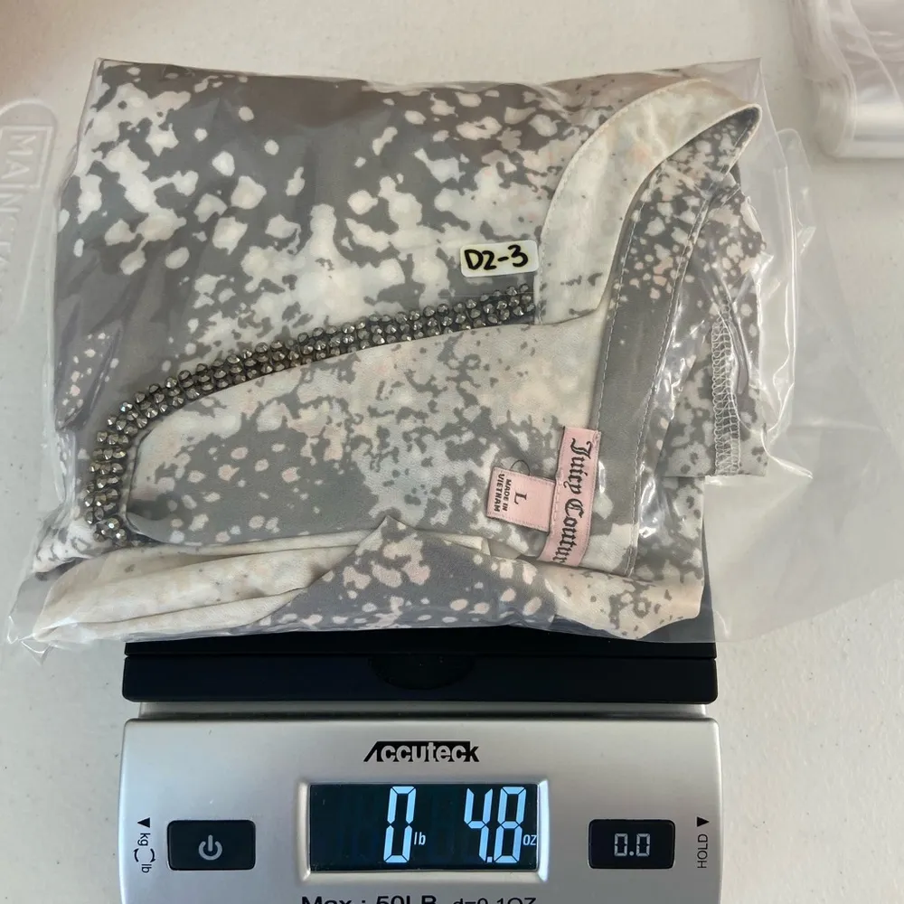 NWOT Juicy Couture women’s gray tan cream dark silver beaded neck relaxed blouse - Image 8