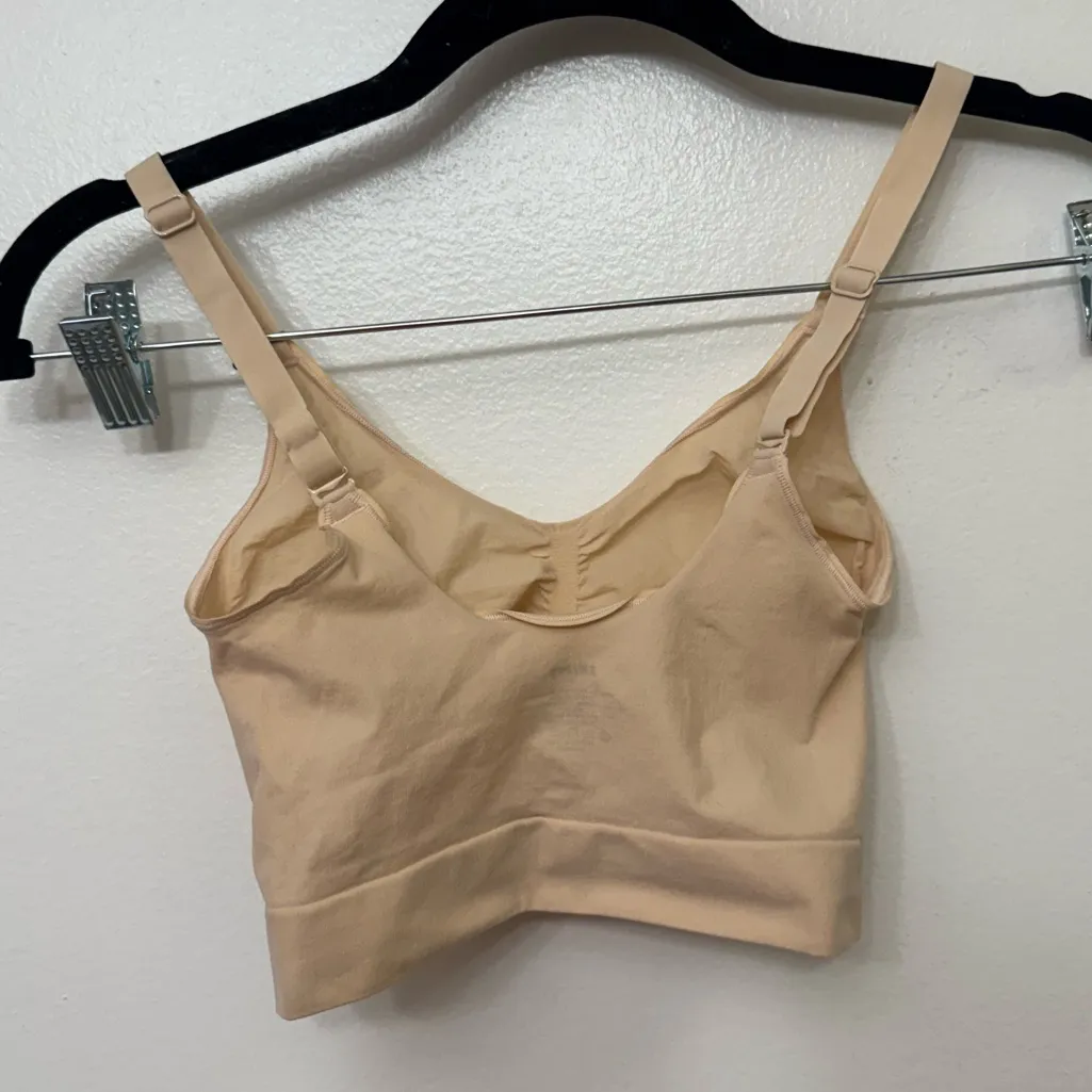 NWOT Skims Seamless Sculpt Bralette - Image 4