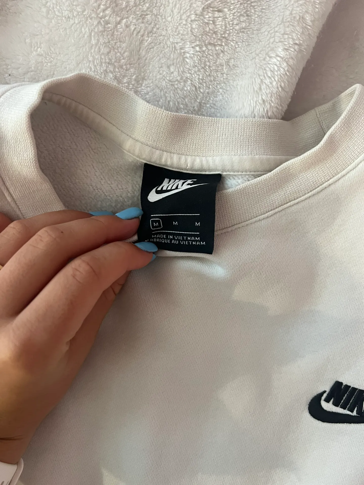 Nike Crew Neck - Image 3