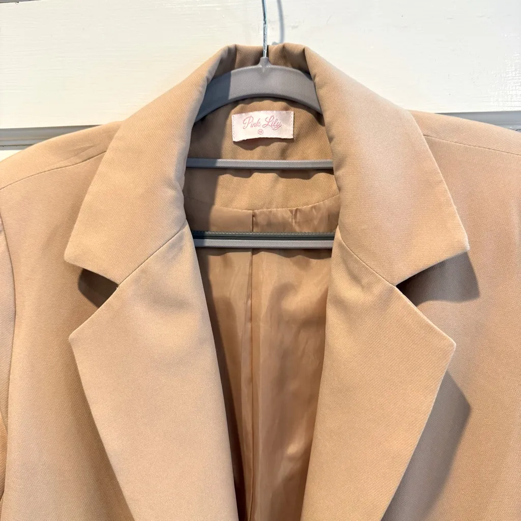 Pink Lily‎ Back In Business Eclectic Grandpa Long Blazer Camel Tan Size Medium - Image 3