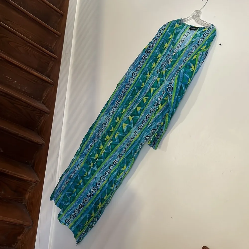 Jaclyn Apparel cover up Blue Size undefined - Image 3