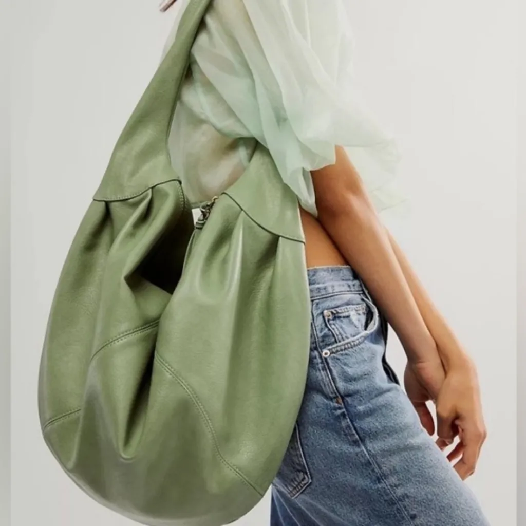 House Of Harlow 1960 Slouchy Carry All Hobo Bag Green - Image 6