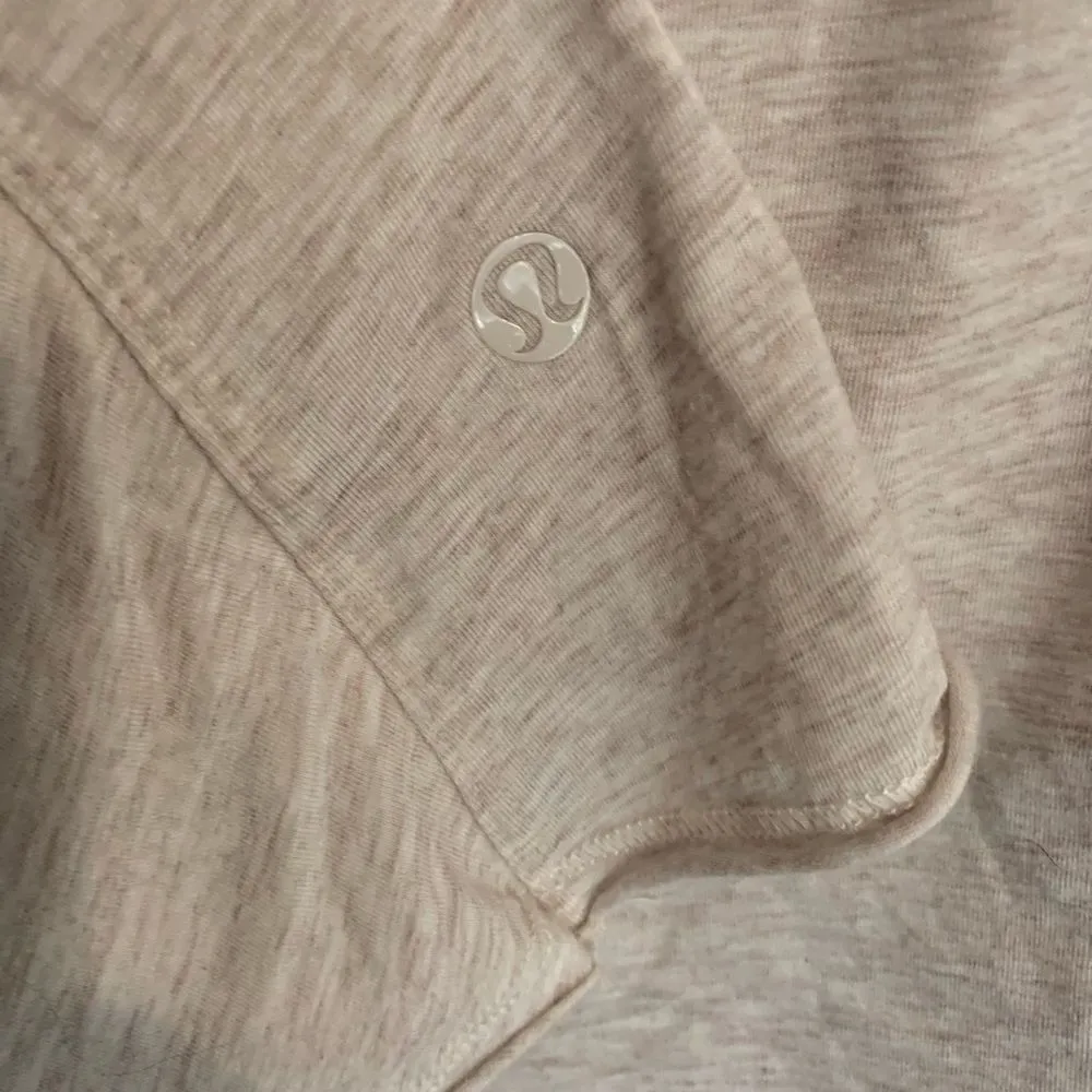 Lululemon 2 tone grey sleeveless top Size S - Image 3