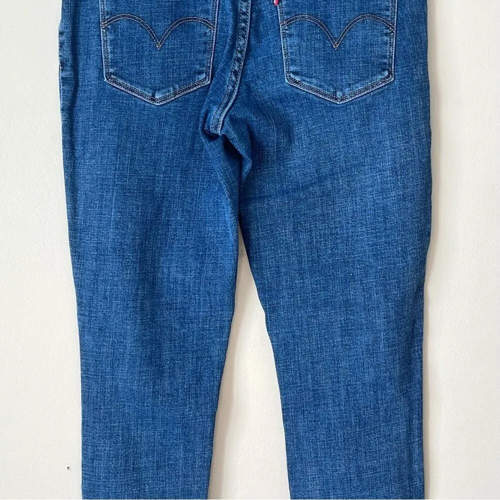 Levi Strauss & Co Distressed 311 Shaping Skinny Jean Size 26 - Image 5