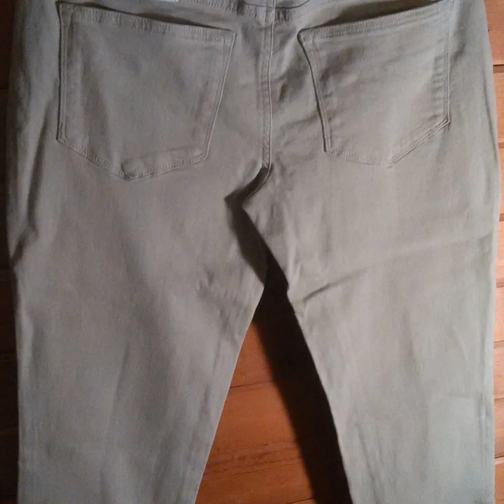 Sonoma Size 6 Girlfriend Jeans - Image 7