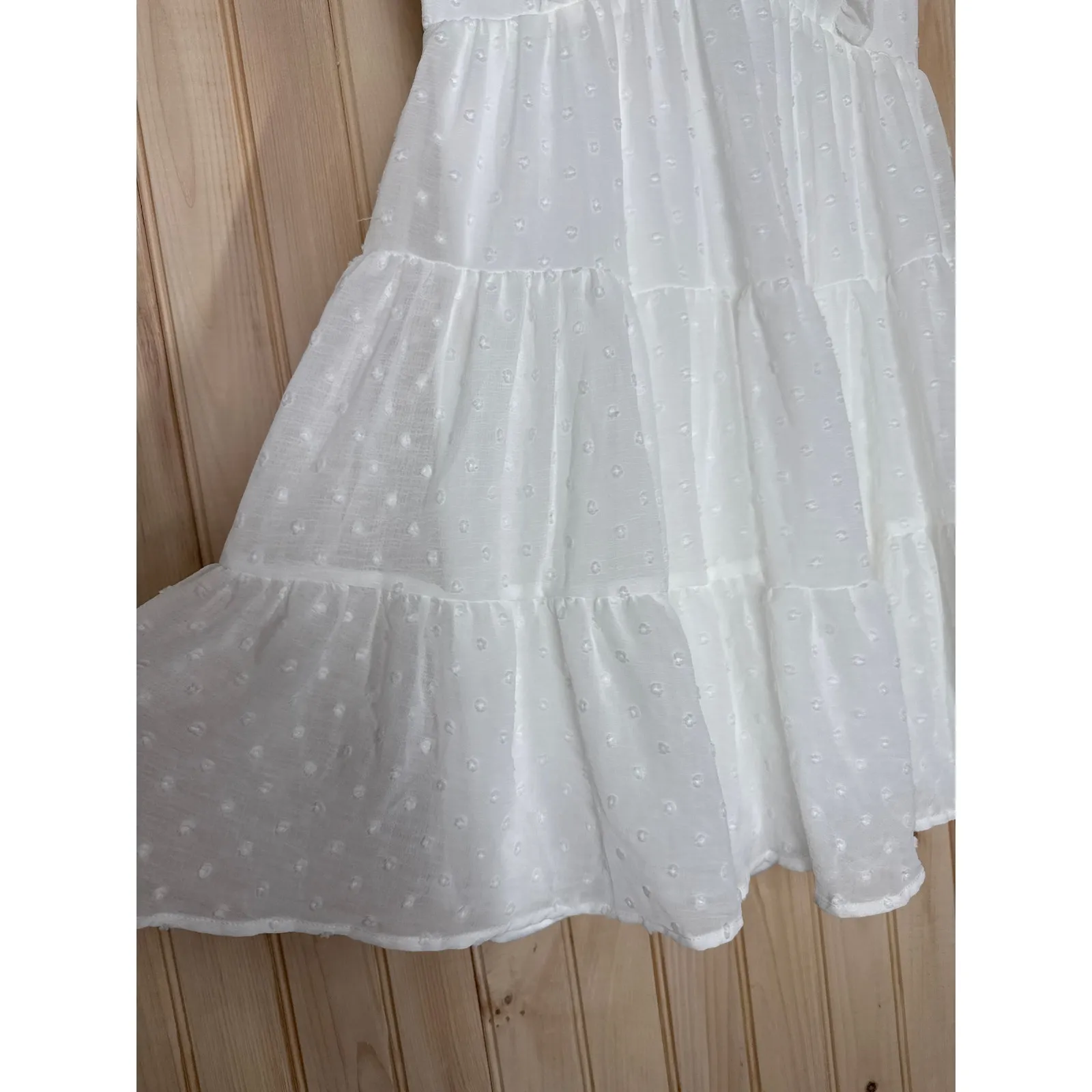 NWT Lulus Dreamy Designs White Ruffled Tiered Swiss Dot Mini Dress Summer Sz M - Image 4