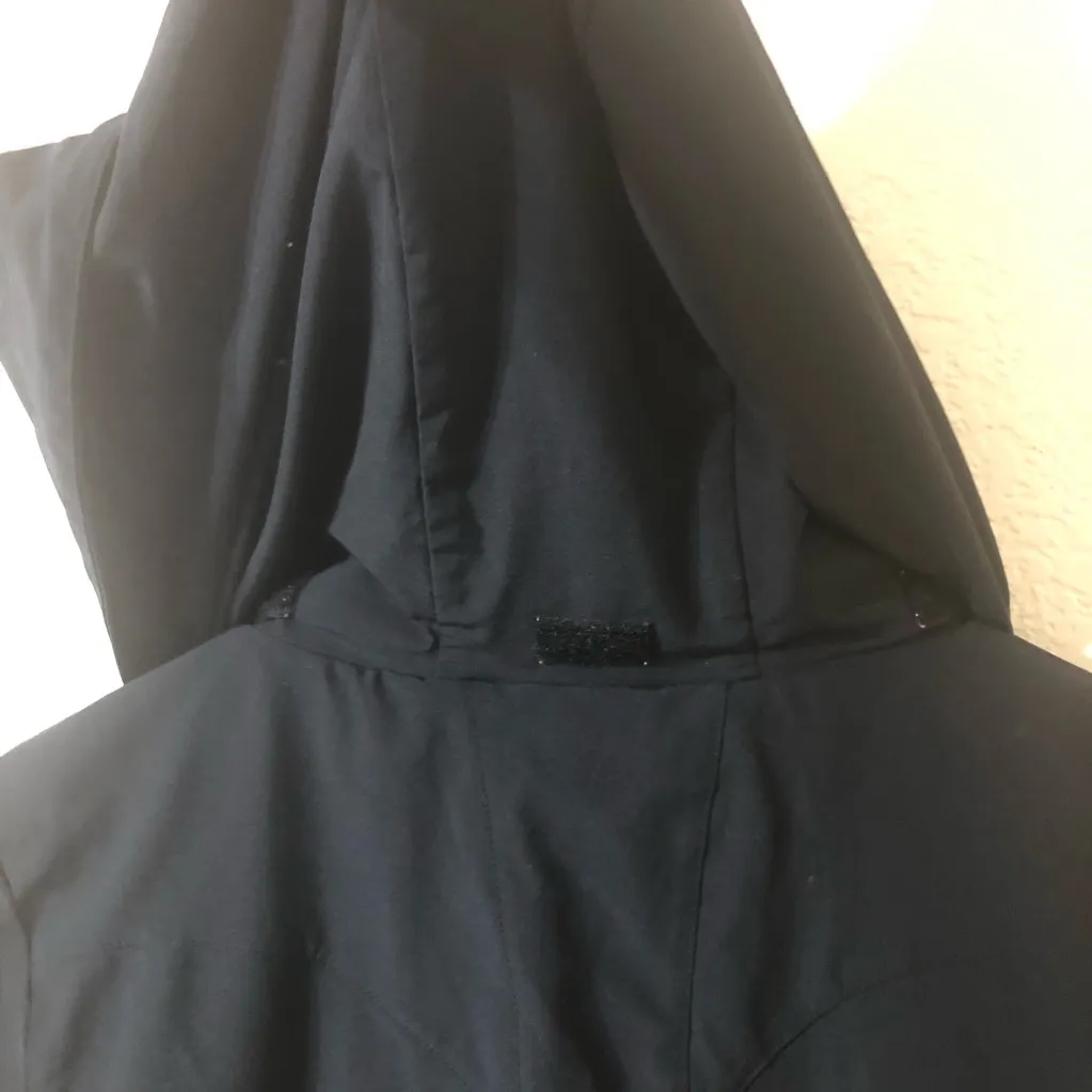 Sweaty Betty Fast Track Double Layer Hooded Running Jacket in Black - Size XS - Image 6