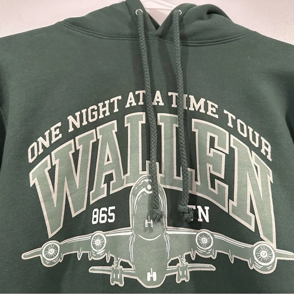 Morgan Wallen One Night at a Time Tour Hoodie Small S Green - Image 2