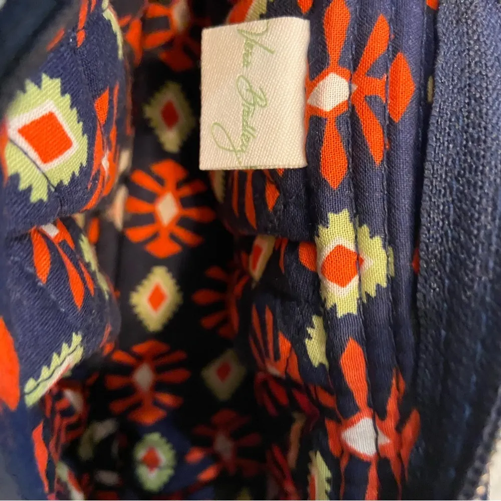 Vera Bradley Sun Valley Frannie Cross Body Bag Navy Blue Quilted Zip Closure - Image 8