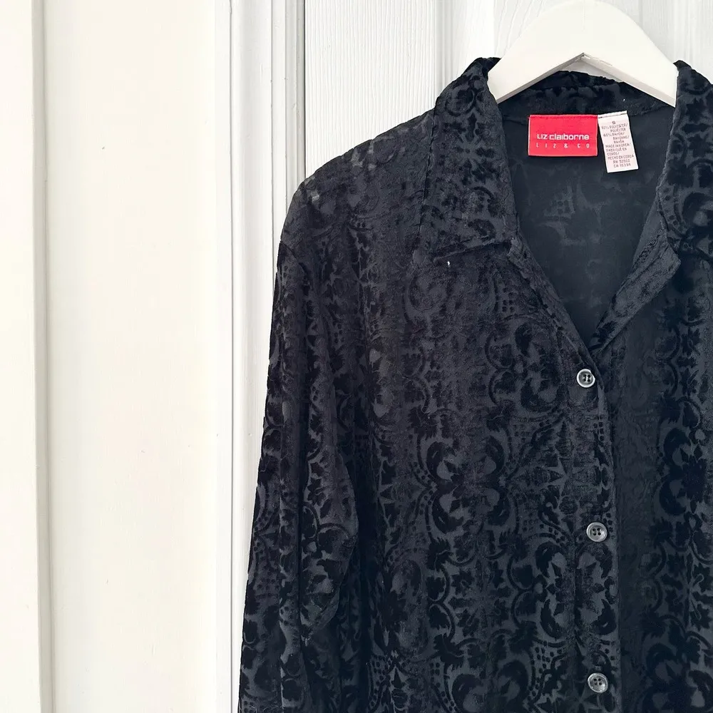 Liz Claiborne Vintage Black Burnout Velvet Paisley Button Tunic Blouse Small Y2K - Image 9