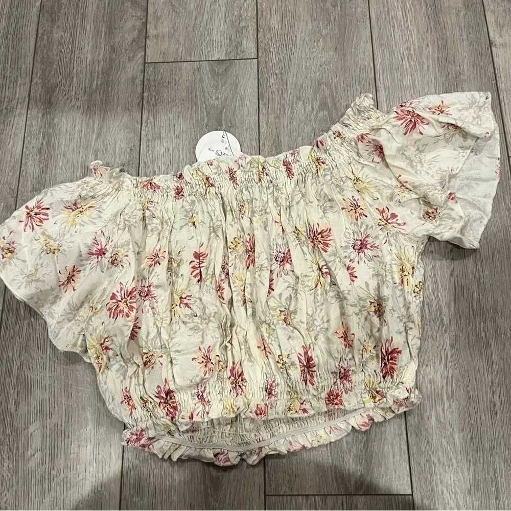 En Creme NWT Cropped Blouse - Image 8