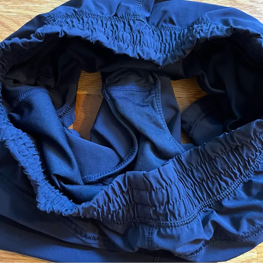 Athleta  navy blue running shorts size XS - Image 4