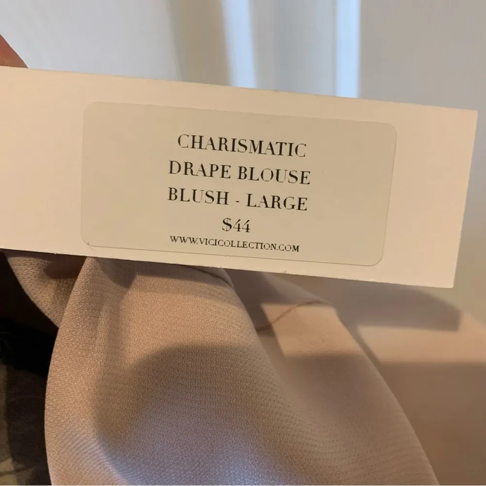 VICI NAKED ZEBRA Blush Pink Charismatic Drape Blouse size large - Image 5