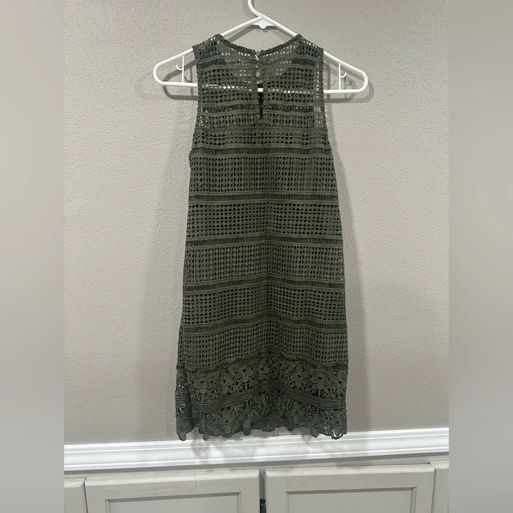 Abercrombie & Fitch Olive Green Sleeveless Crochet Dress - Image 3