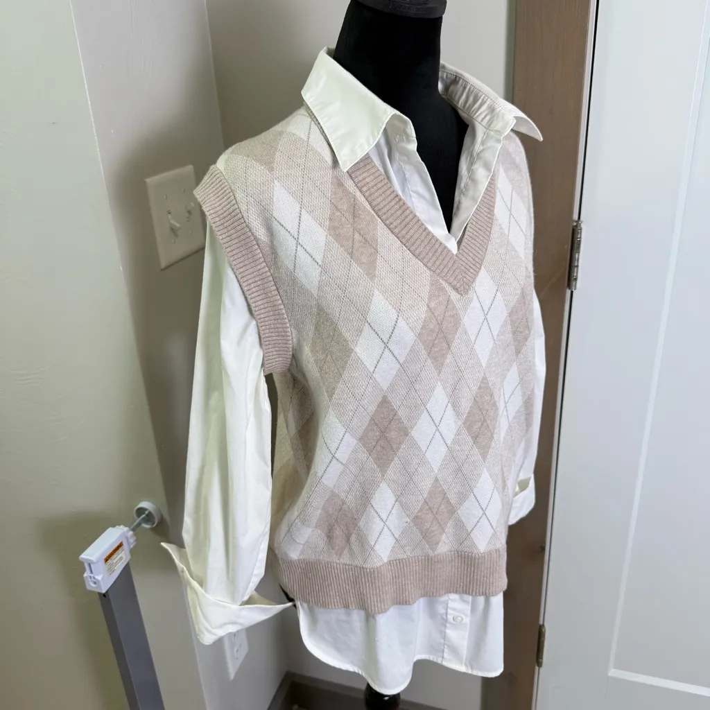 Max Studio Women's Layered Argyle Print Sweater Vest Brown Cream Tan Business M - Image 3