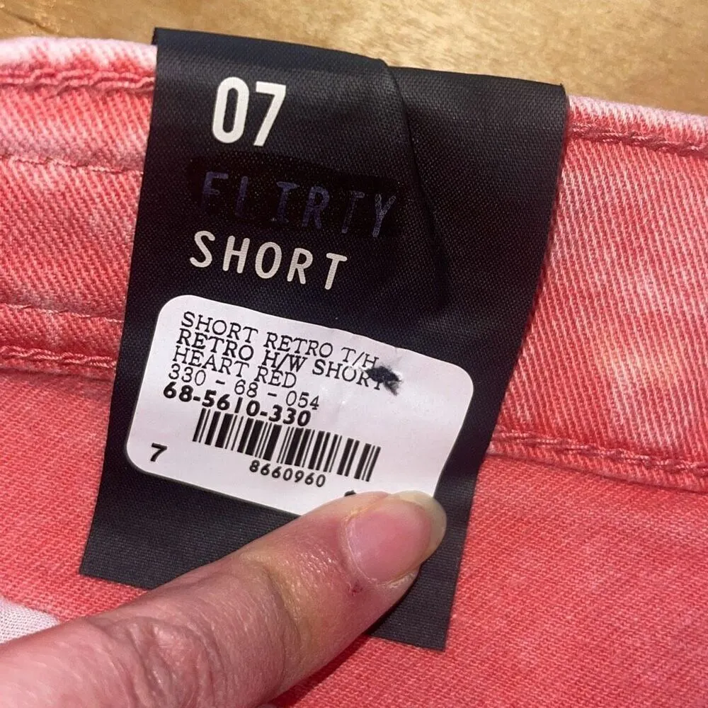 GRG DNM Womens Retro Highwaisted Flirty Denim Jean Shorts Heart Red Size 7 NWT‎ - Image 5