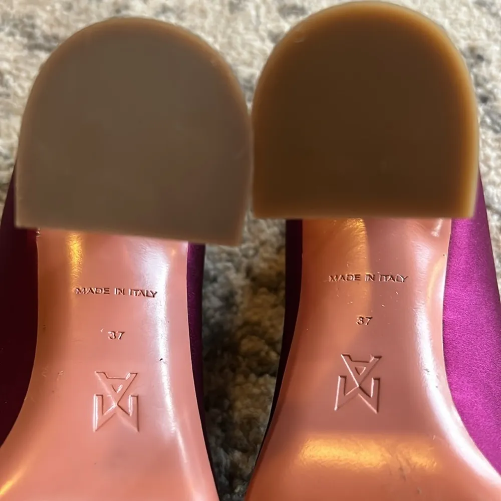 Amina Muaddi  Begum Brooch Pointed Toe Satin Pumps size 37 - Image 9