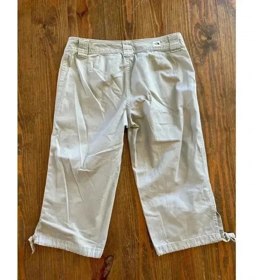 Northface Women's Cropped Tie-Back Front Pocket Khaki Pants, sz 8 - Image 8