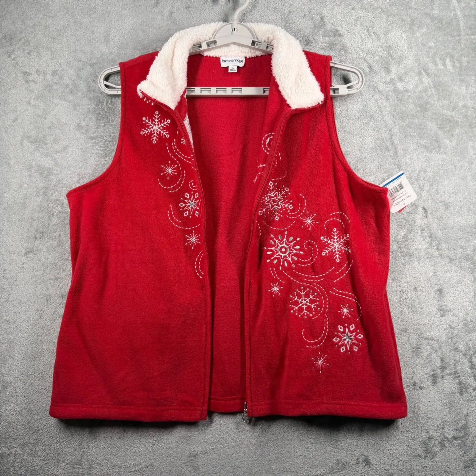 Breckenridge XL Red Fleece Vest Snowflake Embroidered Holiday Christmas Winter - Image 3