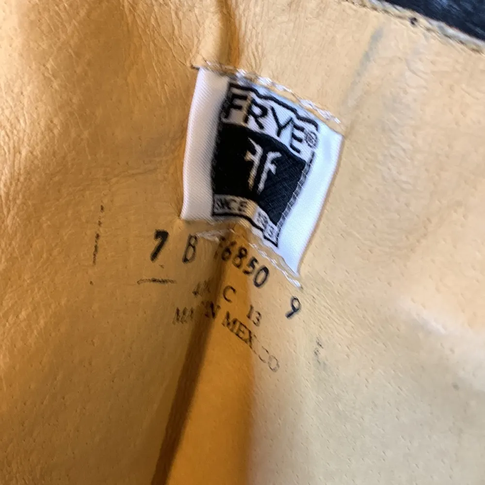 🚫SOLD🚫Frye Black Leather Motorcycle Boots with Zip Up Back Size 7 - Image 7