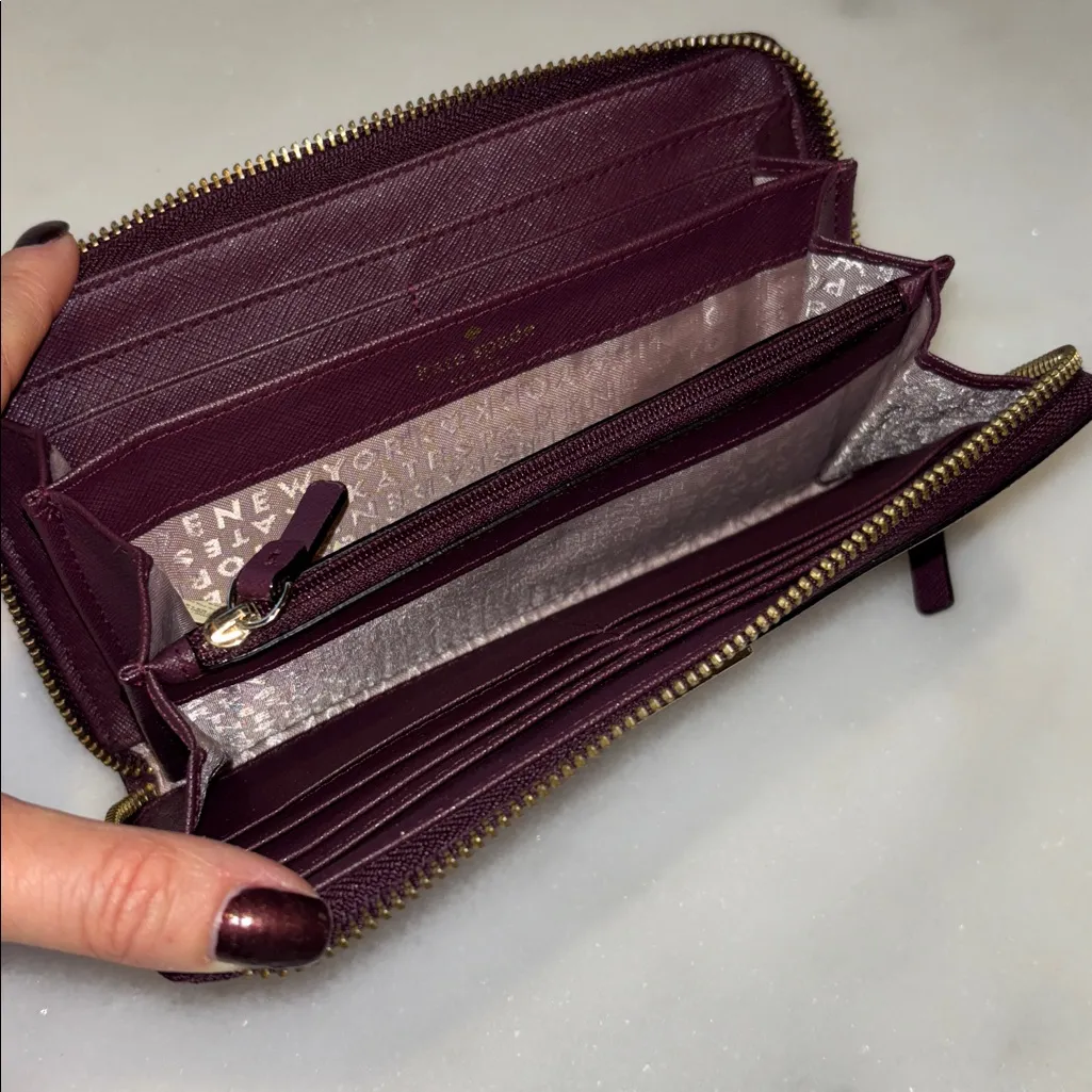 Kate Spade Leather Zippy Wallet - Image 5