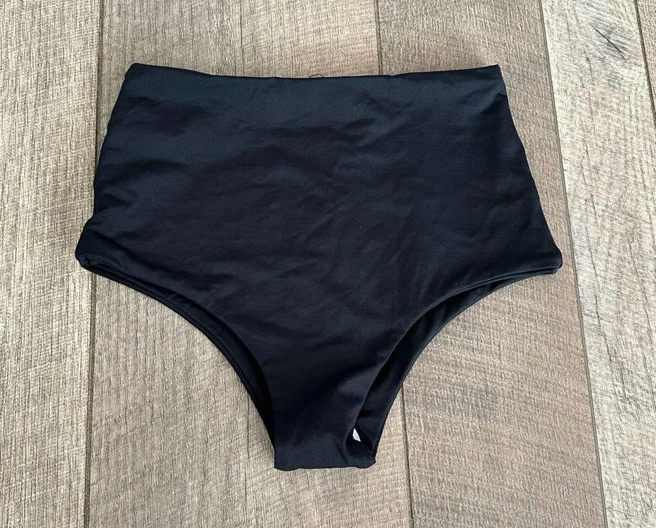 NWT L*Space Black Bikini Set XS - Image 3