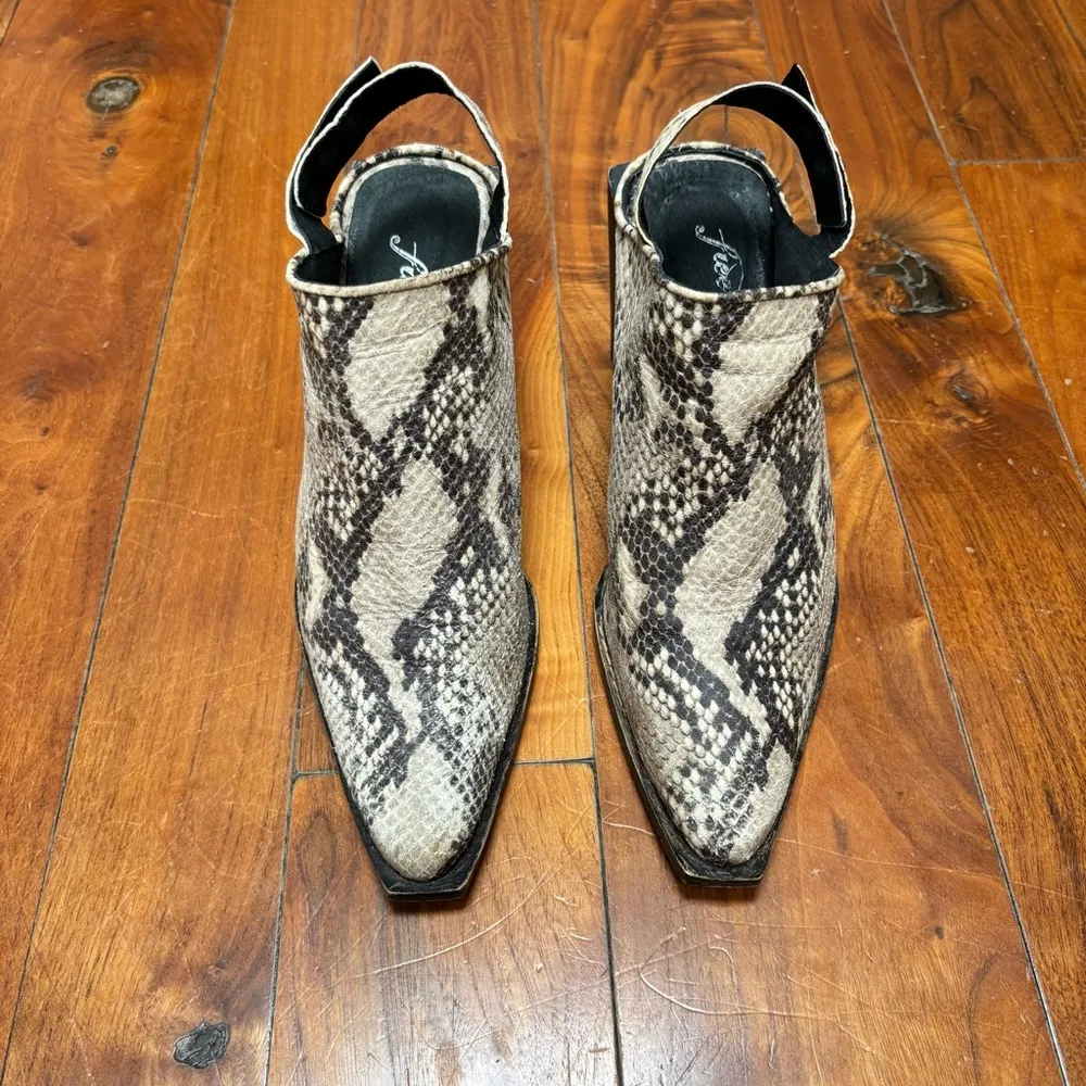 Free People Silver Storm Mules in Snakeskin Leather 6.5 - Image 7