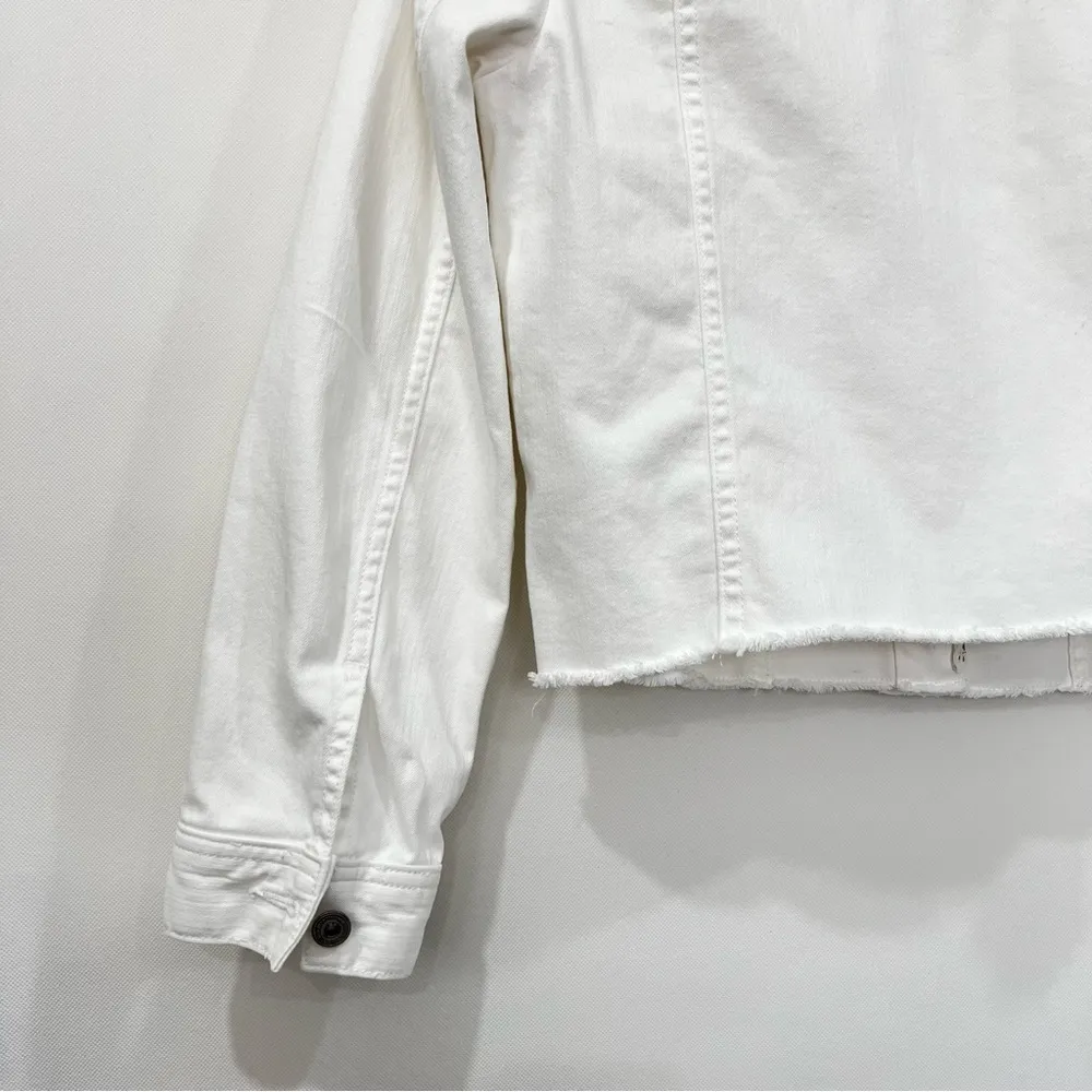 Melrose and Market White Denim Jacket Size Medium Cropped Distressed With Pocket - Image 5