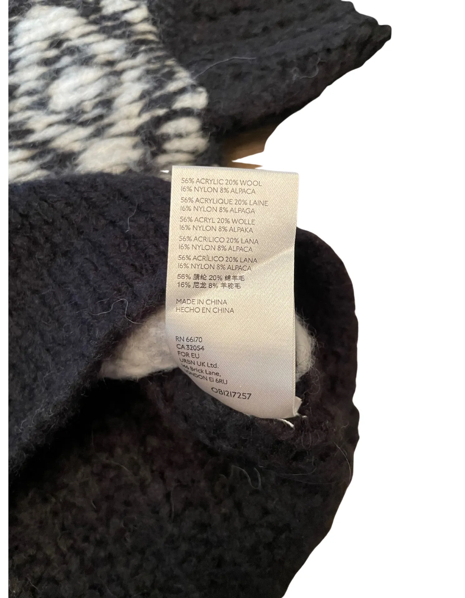 Chunky Knit Wool Blend Cropped Alpine Sweater Size Large - Image 8