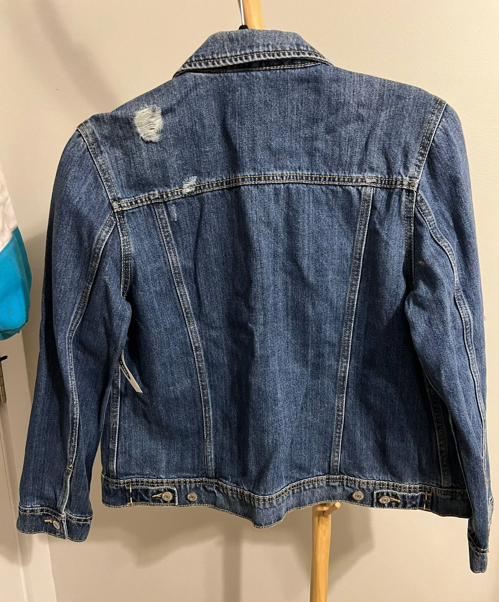 Old Navy Distressed Denim Jacket - Image 2