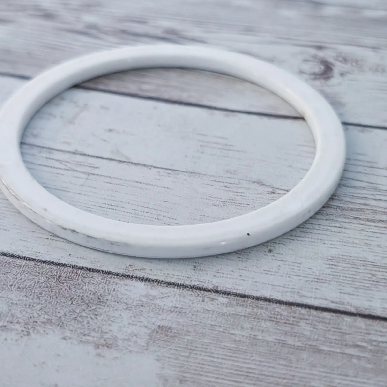Vintage Off White Plastic? Bangle - Image 5