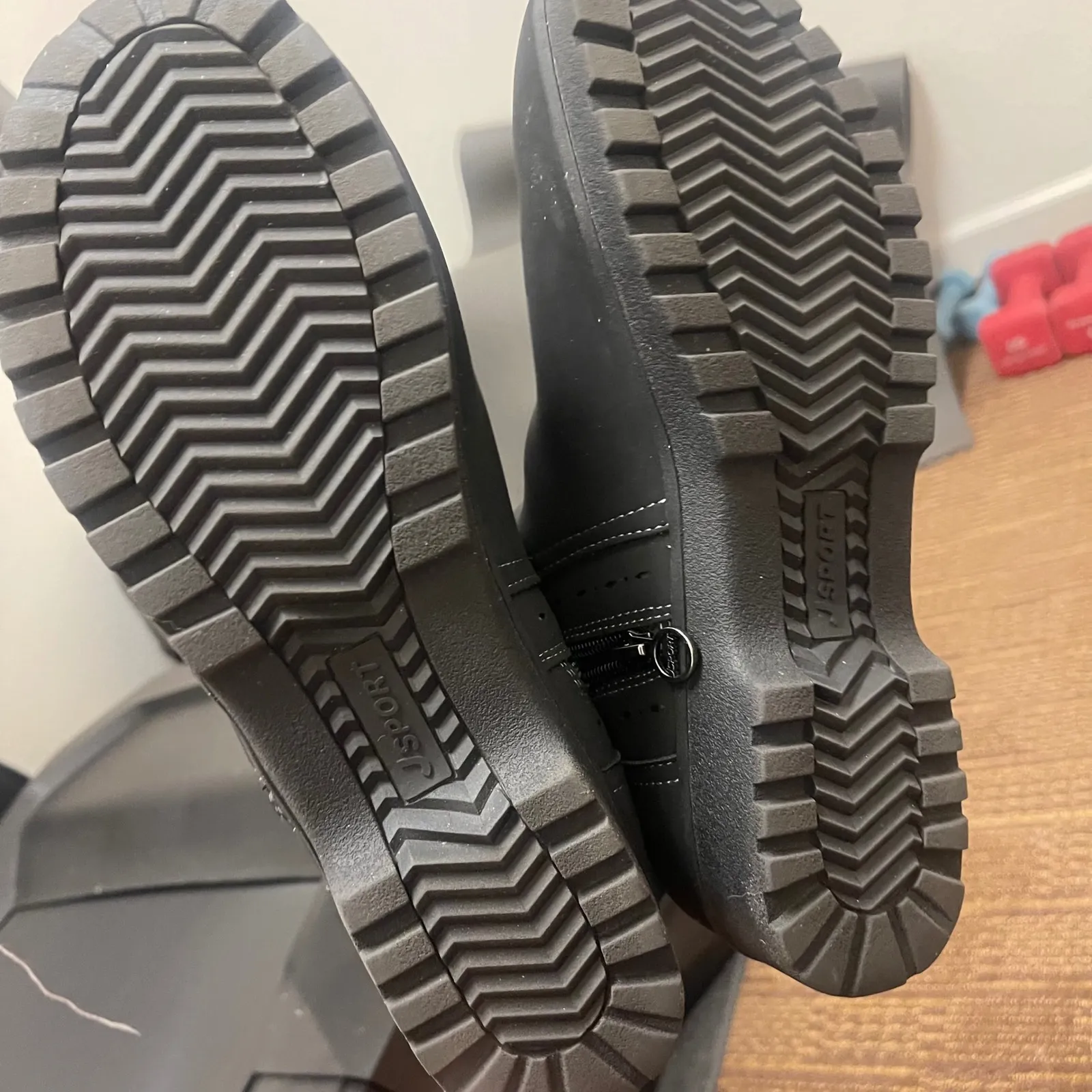 J Sport Jenna Black Ankle Boots Women's 11M Side Zip Comfort Walking EUC Size 11 - Image 6